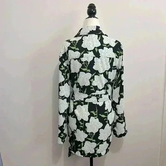 BNWT 500 Madison Cinqcent Women’s floral print trench coat size Xs - Picture 5 of 5
